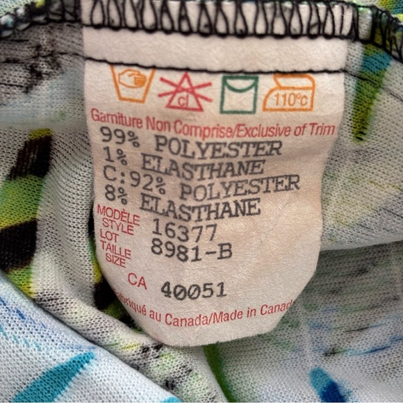 Frank Lyman Cardigan Top 6 Button Front Cut Out - Picture 6 of 7